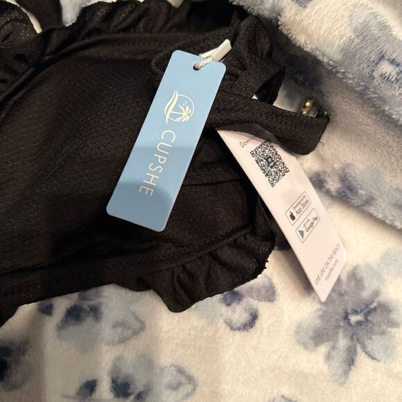 CUPSHE New with tags black ruffle bikini crossover front bottoms textured XL - Picture 5 of 9